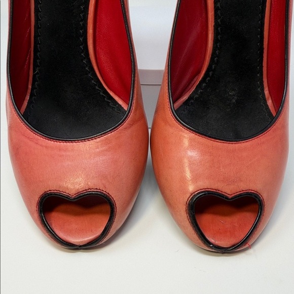Marc Jacobs Shoes - Marc Jacobs Peep Toe Heart Vintage 2008 Heels Red Leather Block Heel Size 6/36